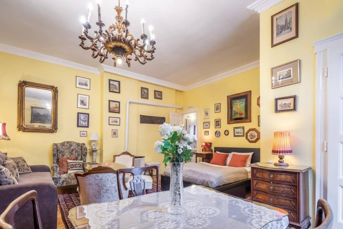 Vamhaz Boulevard Apartments Budapest Bagian luar foto