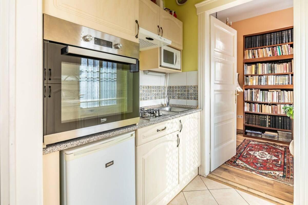 Vamhaz Boulevard Apartments Budapest Bagian luar foto