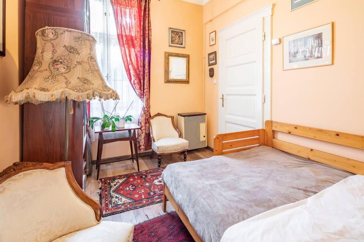 Vamhaz Boulevard Apartments Budapest Bagian luar foto