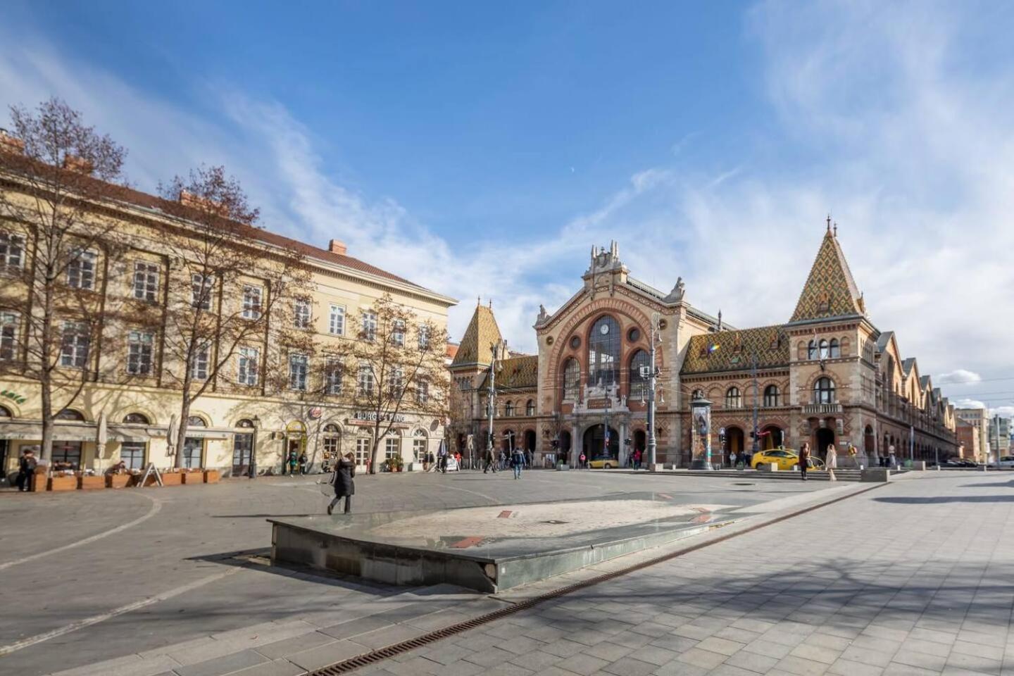 Vamhaz Boulevard Apartments Budapest Bagian luar foto