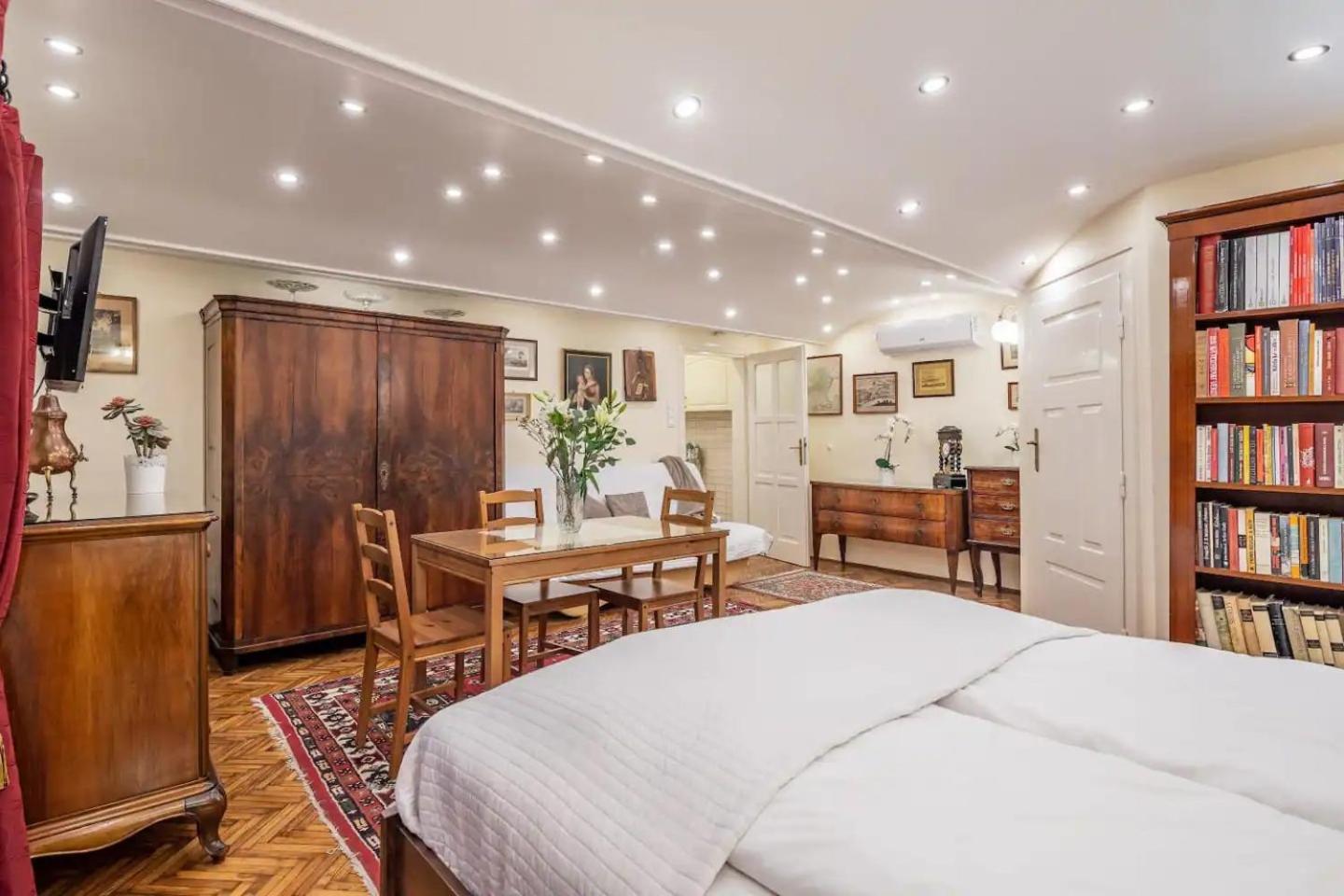 Vamhaz Boulevard Apartments Budapest Bagian luar foto